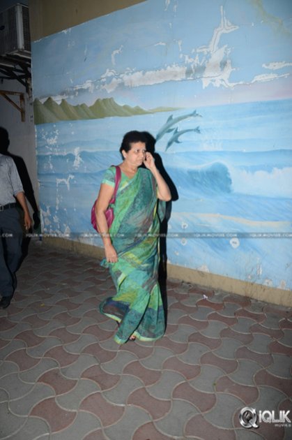 Jr-NTR-at-Rainbow-Childrens-Hospital